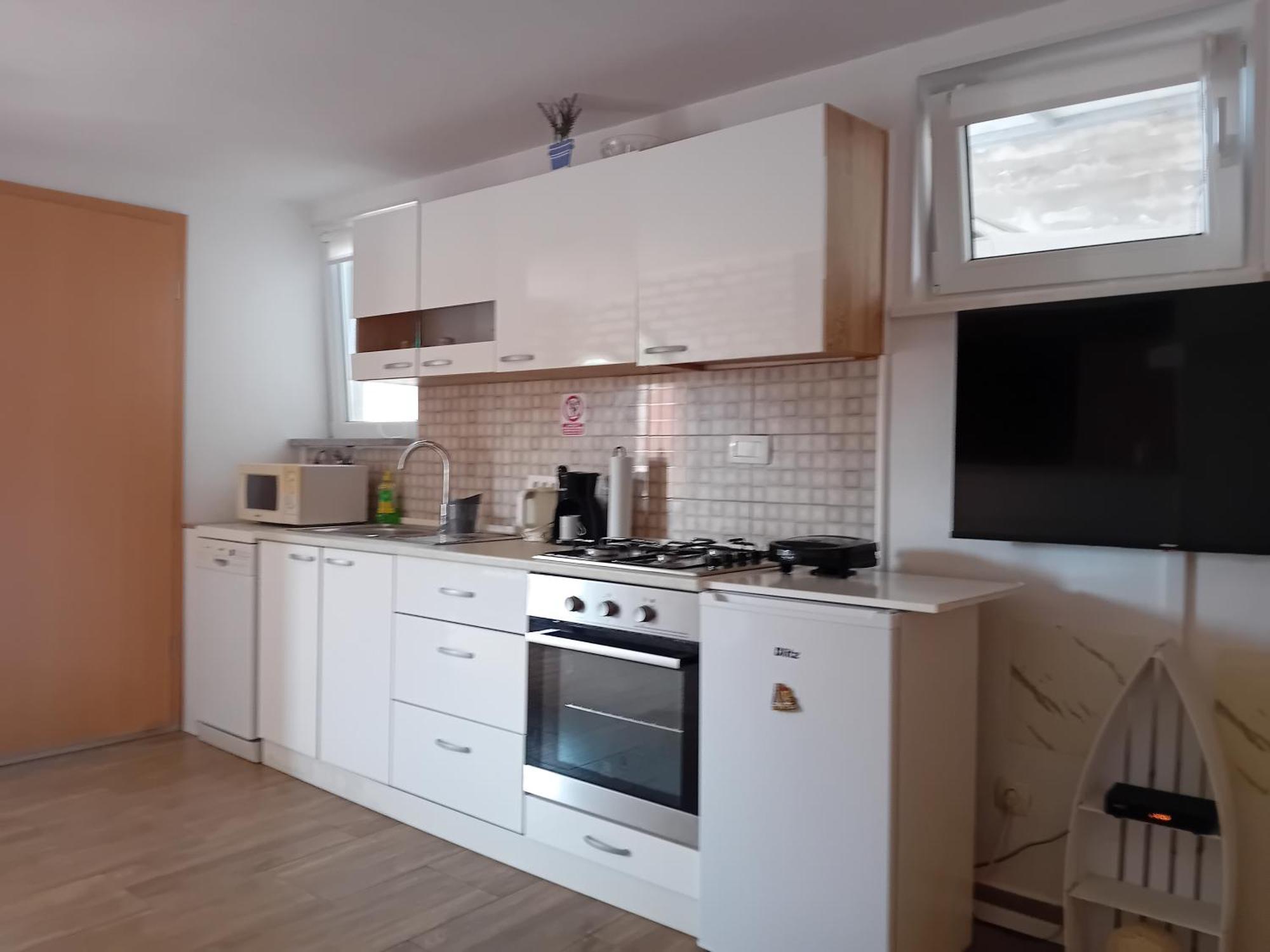 Studio Apartman Dezire Buje Exteriör bild
